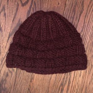 Maroon hat